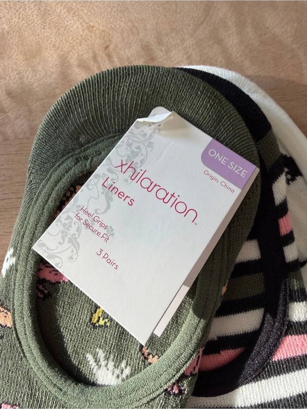 Xhilaration No-Show Sock Set — Olive Green, Black, White
